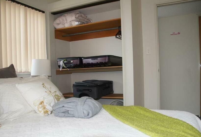 تختخواب و صبحانه 4b On Rearsby