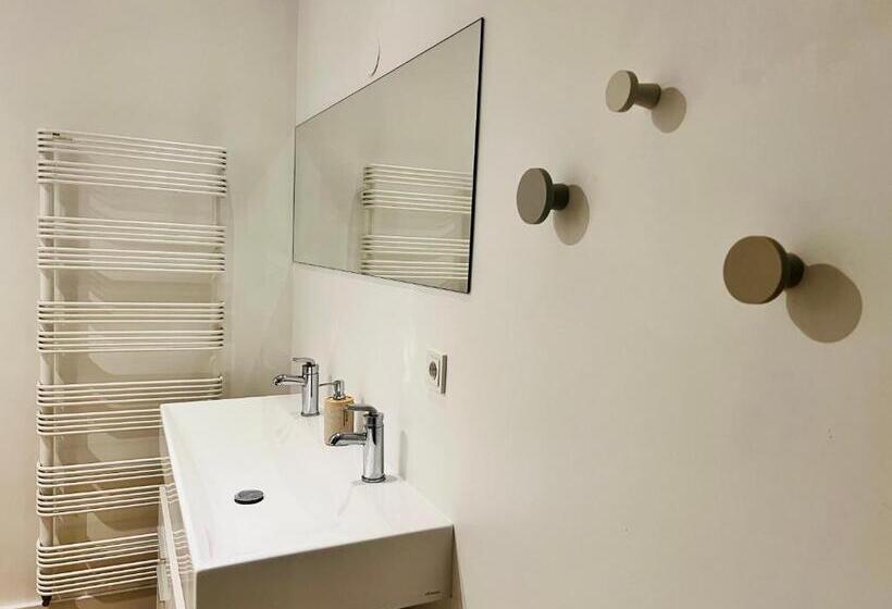 تختخواب و صبحانه Accademia00