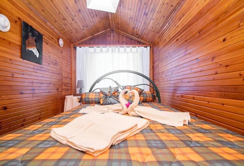 민박 Casa Inti / Inti House Furnas