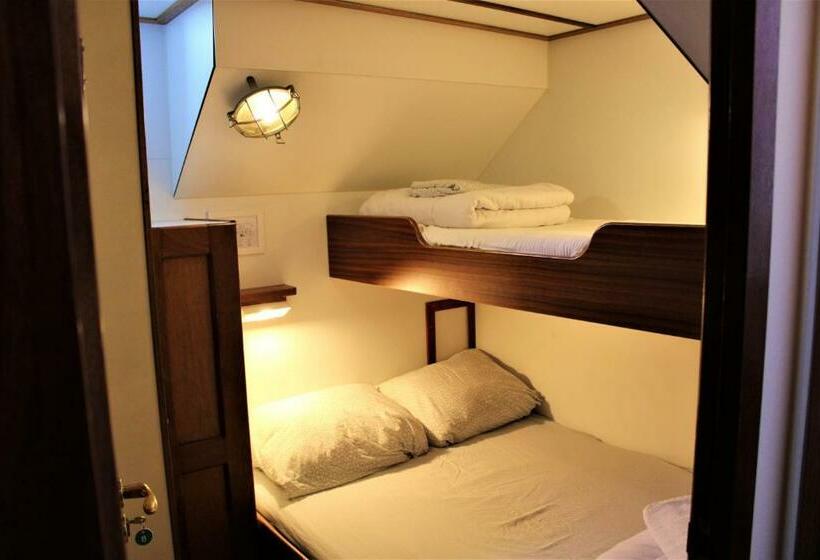 تختخواب و صبحانه Felicitas