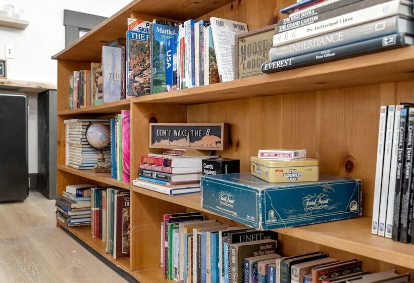 ベッドアンドブレックファースト Launchpoint Lodge: Entire