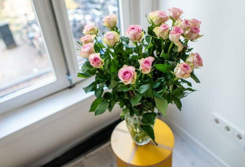 مبيت وإفطار Prinsengracht Canal Studios