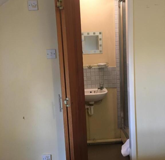 민박 The Townhouse B And B