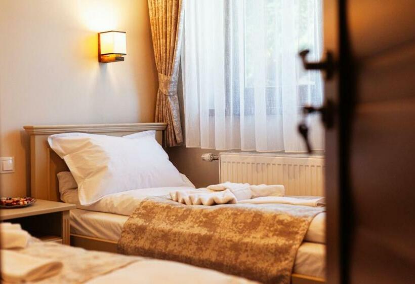 مبيت وإفطار Vén Diófa