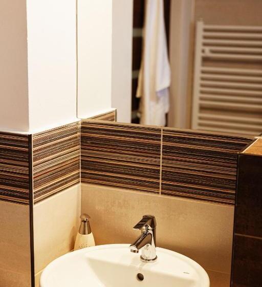 مبيت وإفطار Vén Diófa