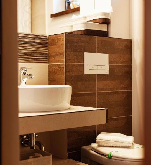 مبيت وإفطار Vén Diófa