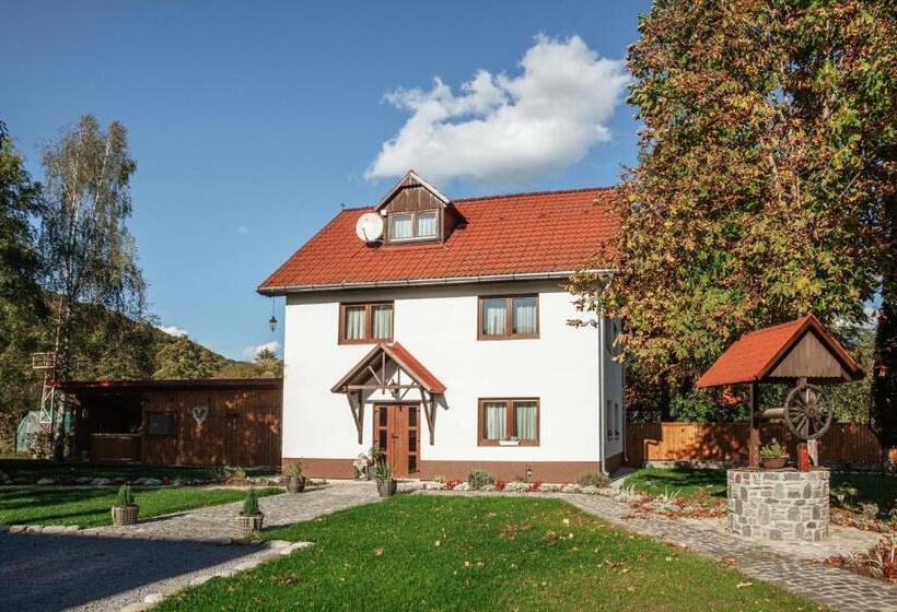 مبيت وإفطار Vén Diófa