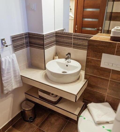 مبيت وإفطار Vén Diófa