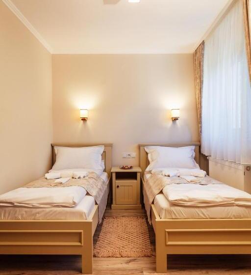 مبيت وإفطار Vén Diófa