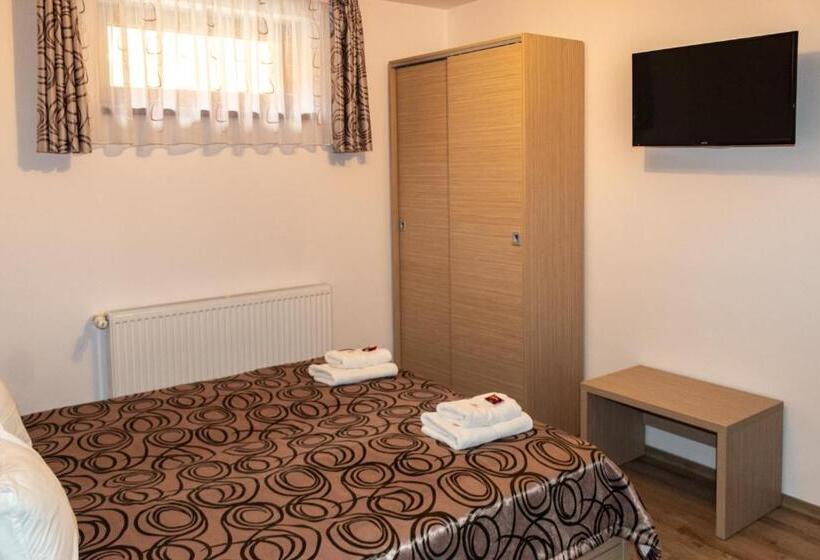 Casa Tofi Vendégház