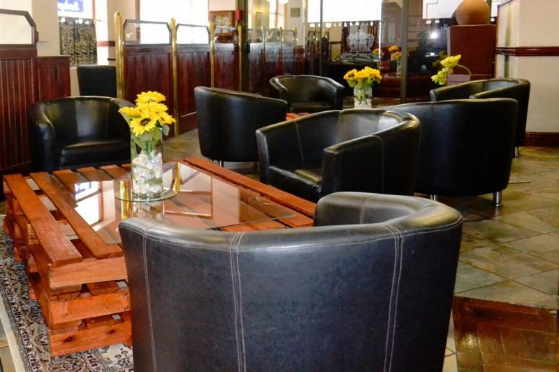 בית מלון כפרי Crown