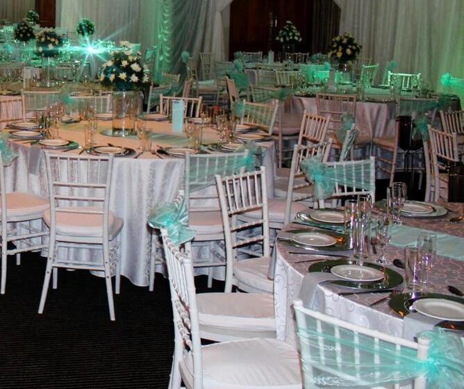 בית מלון כפרי Crown