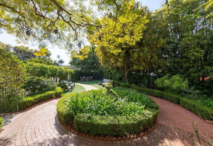 فندق De La Vina Inn