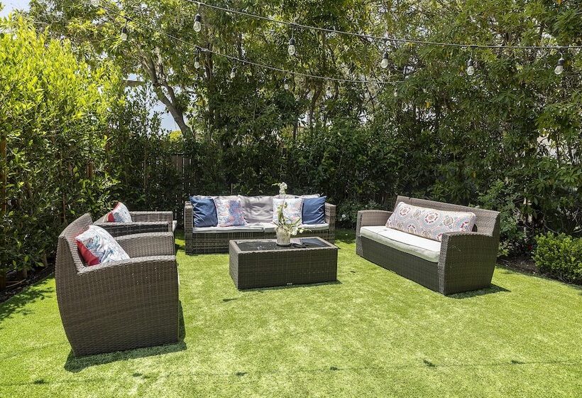 فندق De La Vina Inn