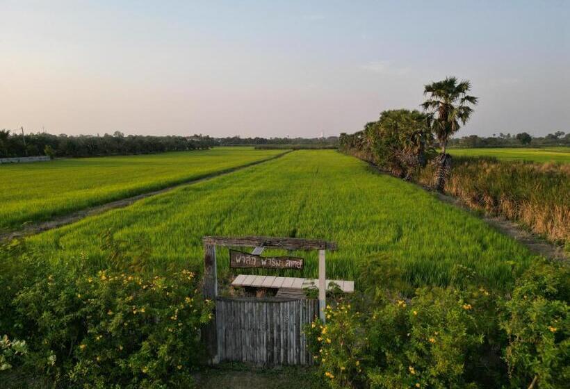 هتل Falik Farm Stay