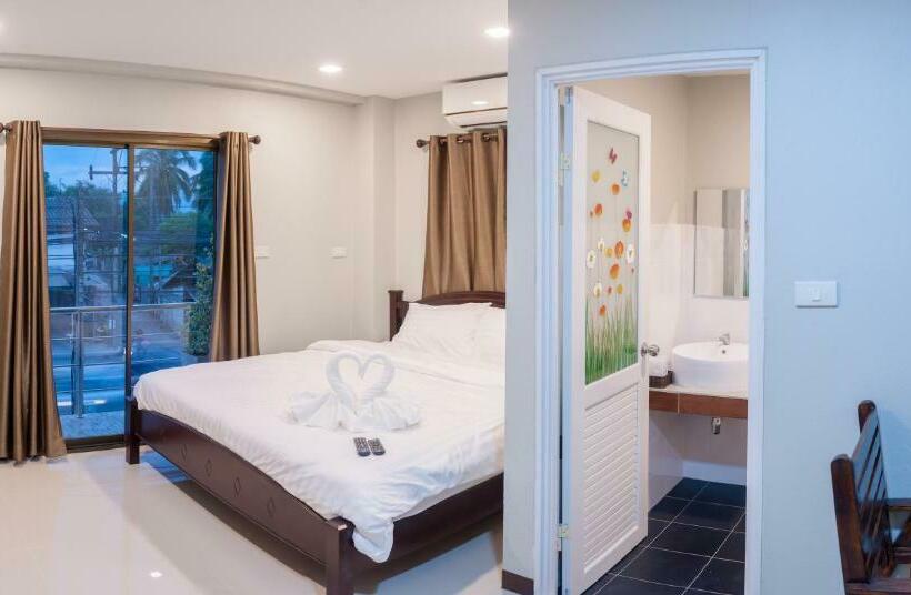 فندق Haohug Maekhachan