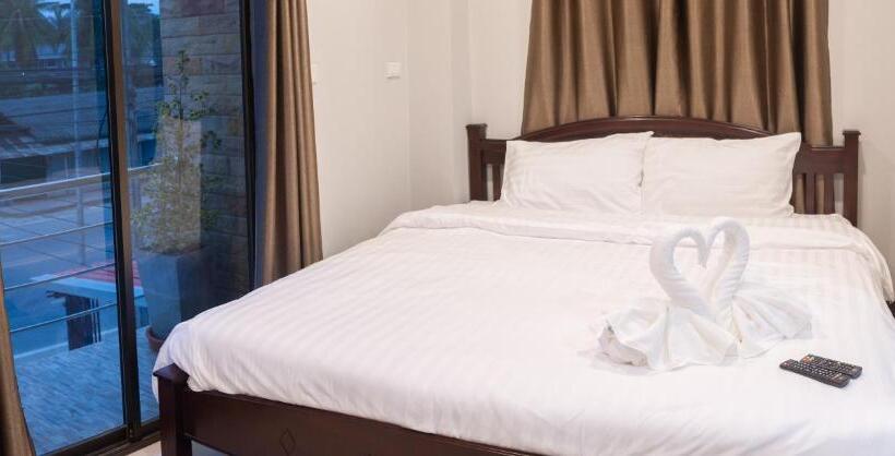 בית מלון כפרי Haohug Maekhachan