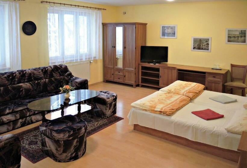 호텔 Penzionlivia,tr.teplice