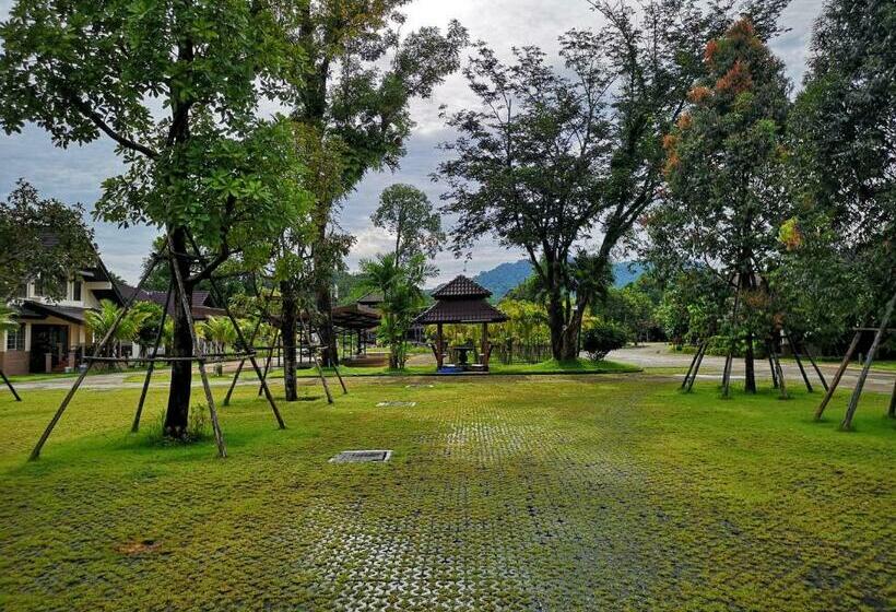 Отель Sophia Resort