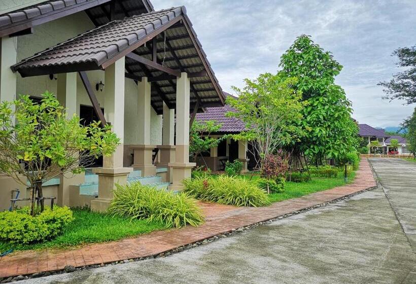 Отель Sophia Resort