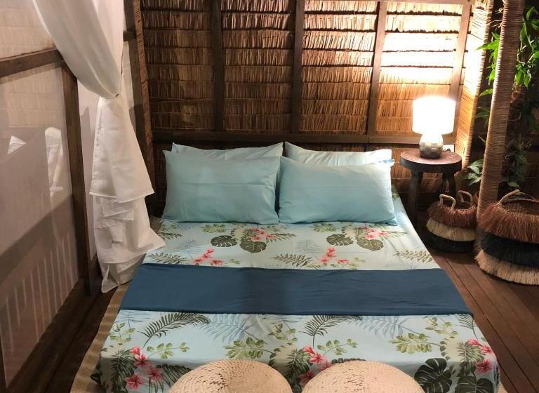 هتل The Cabins At Lvf