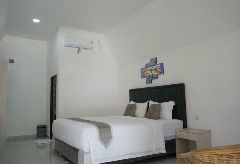 Madu Tiga Beach And Resort