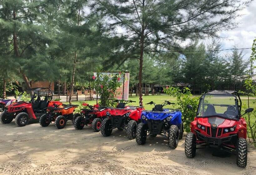 Madu Tiga Beach And Resort