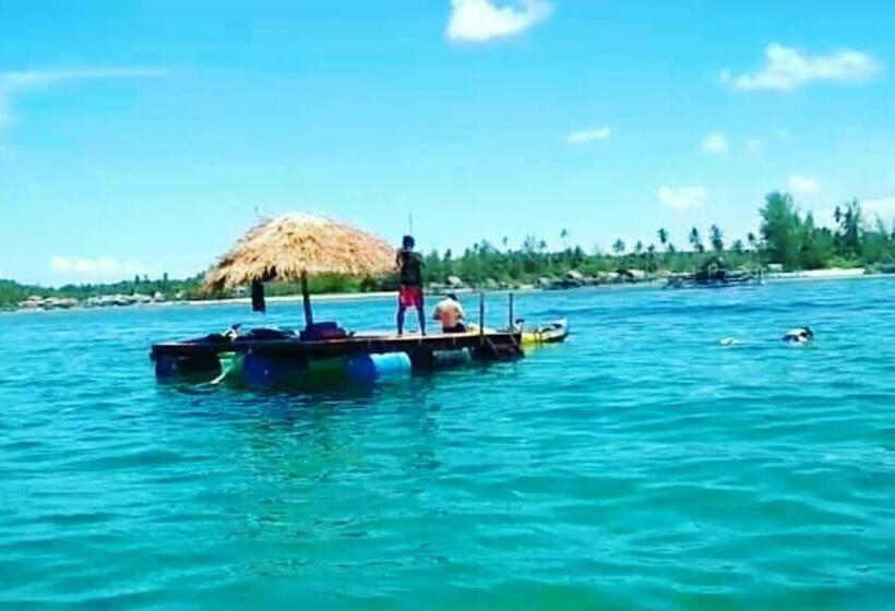 Madu Tiga Beach And Resort