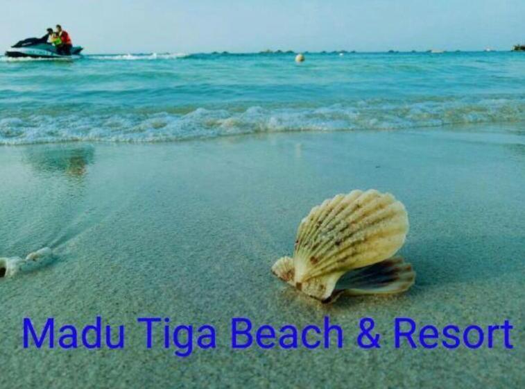 Madu Tiga Beach And Resort