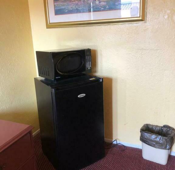 فندق على الطريق Sahara Inn   Los Angeles