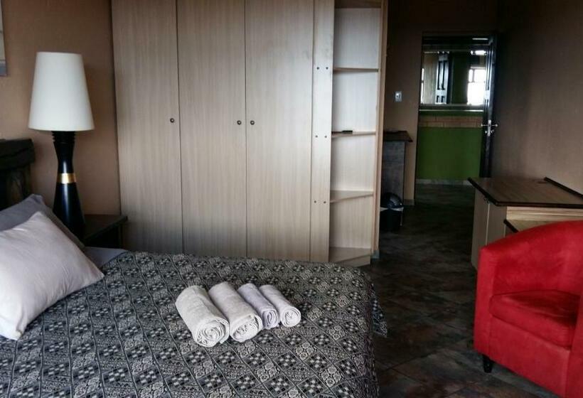 ペンション Arek S Place