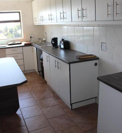 ペンション Arek S Place