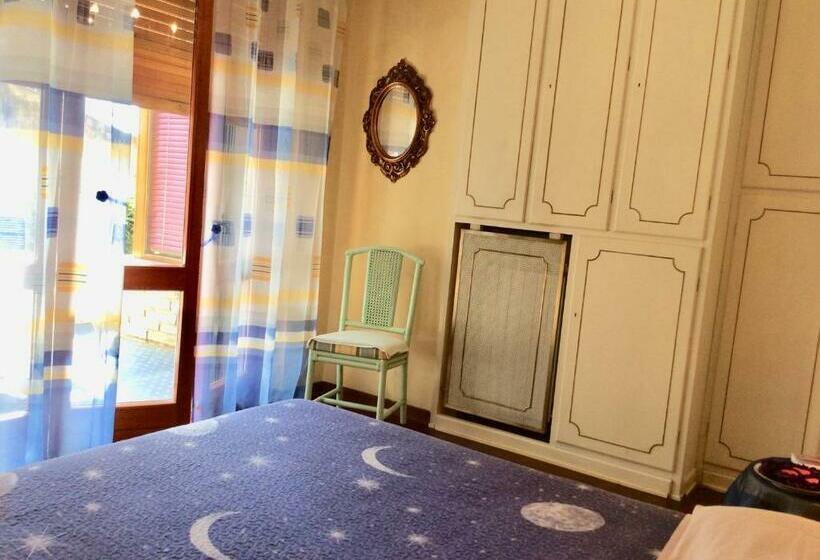 פנסיון Sky Room