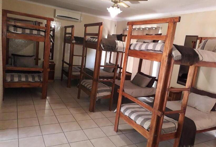 ペンション Burgersfort Gastehuis