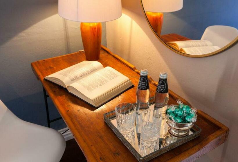 פנסיון Caledon Grace Guesthouse