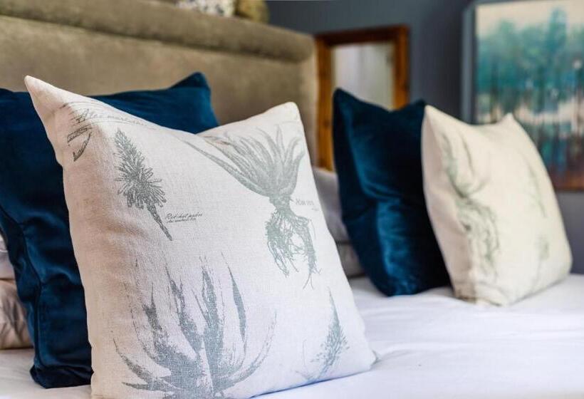 פנסיון Caledon Grace Guesthouse