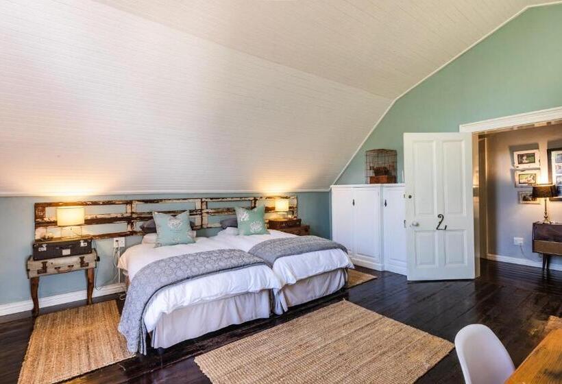 פנסיון Caledon Grace Guesthouse