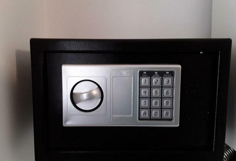 膳宿费 Camera Il Borgo Vicino Al Castello Con Parcheggio