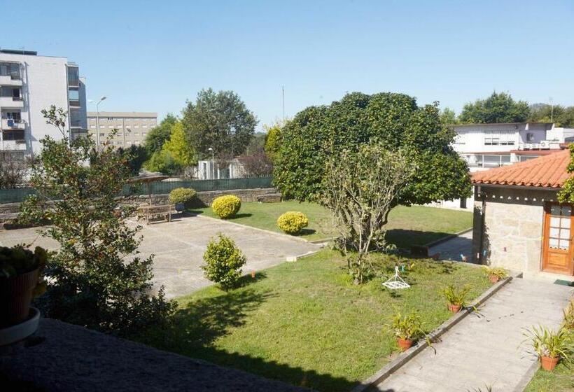 פנסיון Casa Das Pombas