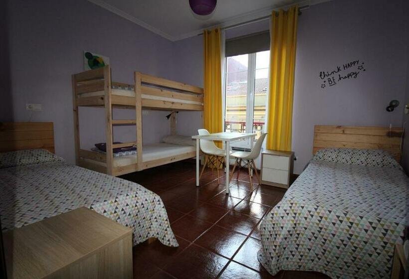 펜션 Hostel Goodhouse Gijón
