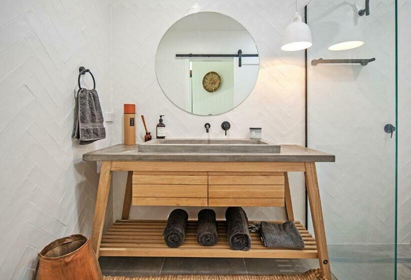 膳宿费 La Boheme Whitsunday