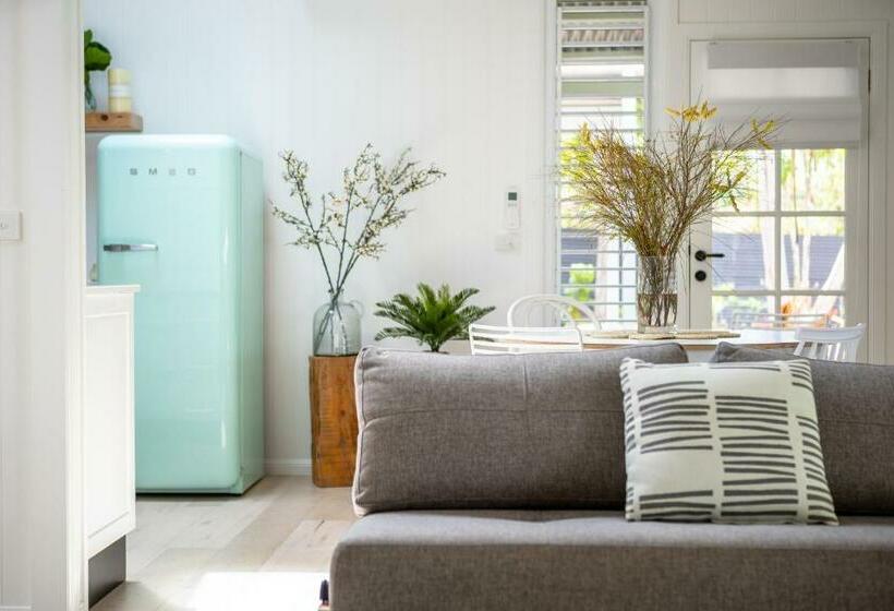 膳宿费 La Boheme Whitsunday