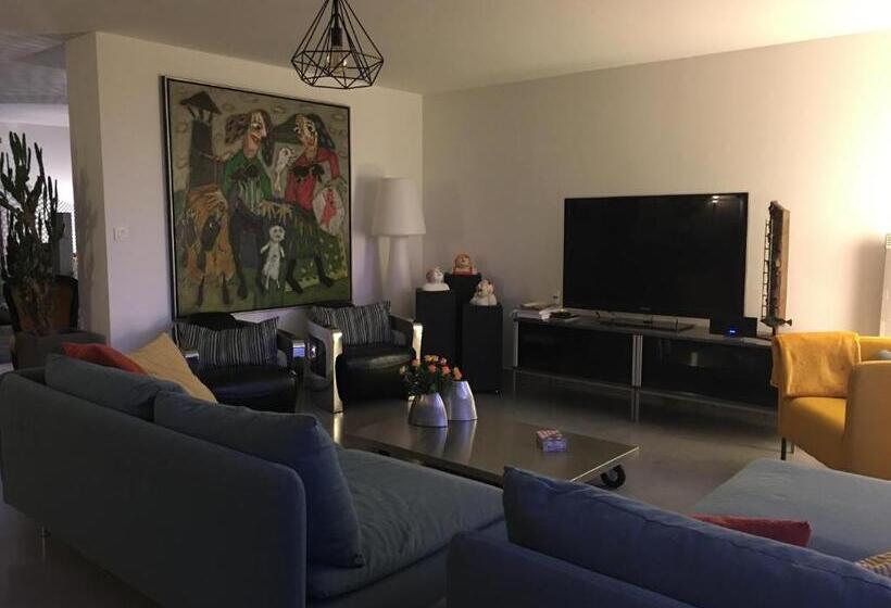 بنسيون Maison Du Bois Breton