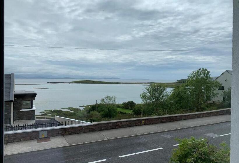 بنسيون Mary S Of Mulranny