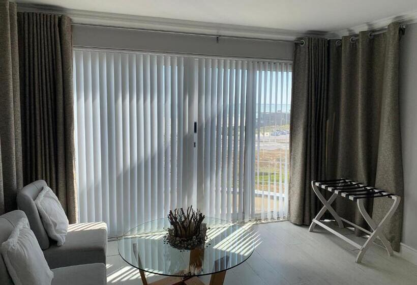 פנסיון Oceansnest Guest House