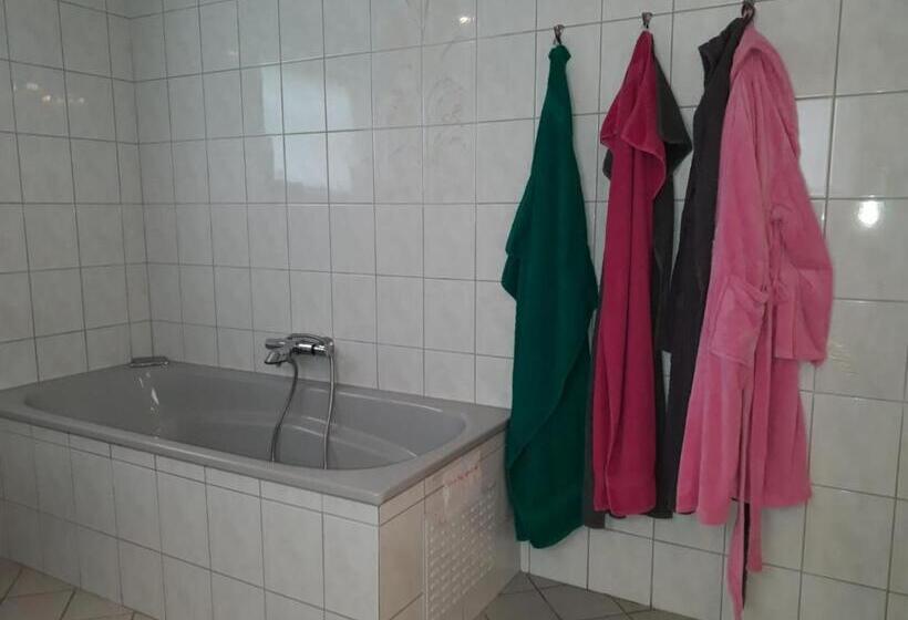 膳宿费 Private Logies Texel Woodart