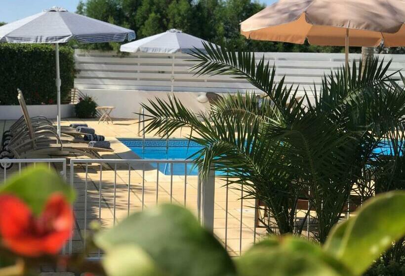 Villa Elia Bed And Breakfast