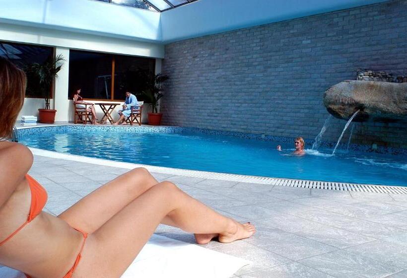 Курорт Aristoteles Holiday Hotel And Spa