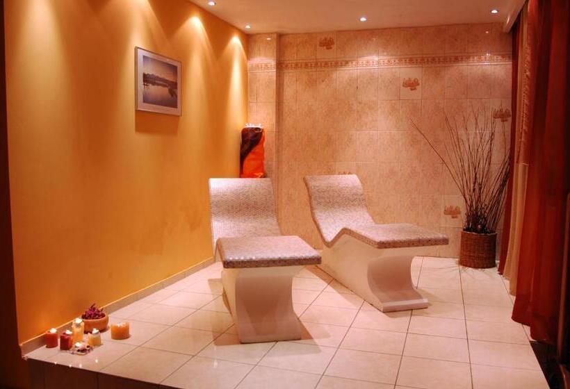 Курорт Aristoteles Holiday Hotel And Spa