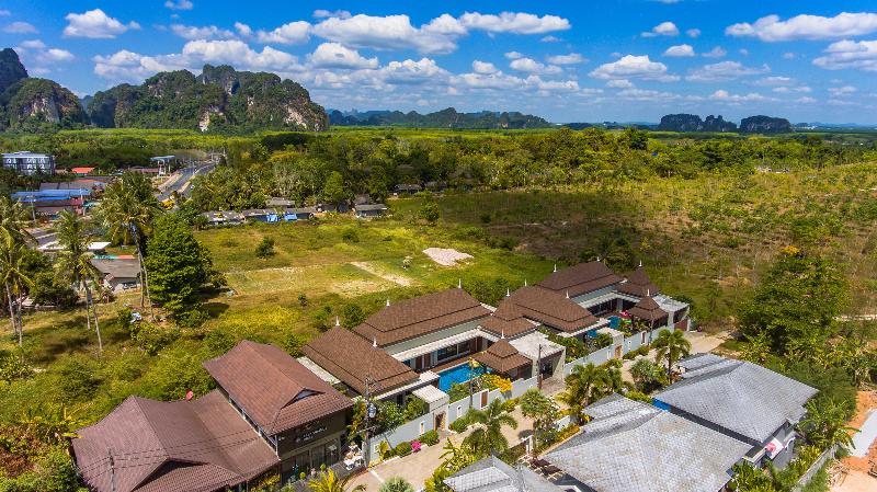 Baan Santhiya Private Pool Villas